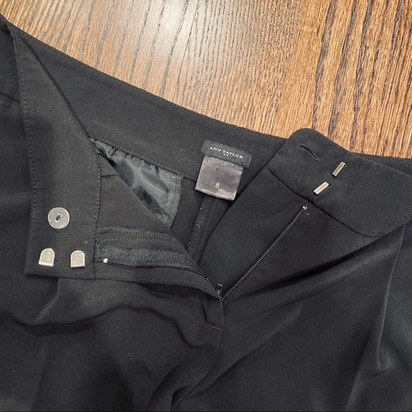 Ann Taylor Flowy Dress Shorts - Picture 4 of 4